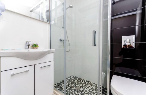 Kastel Stafilic Casa | Room-all Saints Suites B&b Kastela - Dou