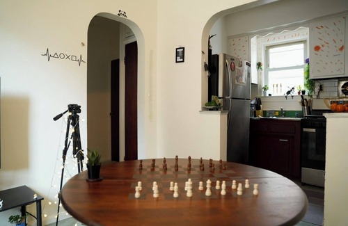 Unionport Casa | Room at NYC