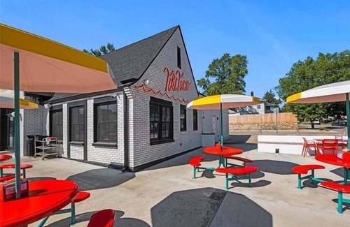 Kansas City Casa | Room available in 4bd home South KC close to Hwy/Pet Friendly