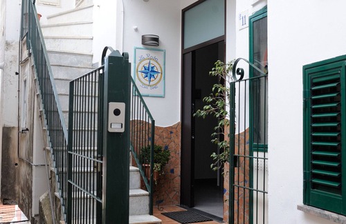Cetara Apartamento | Room 'Camera Maestrale Partial Sea View' with Sea View, Wi-Fi and Air Conditioning