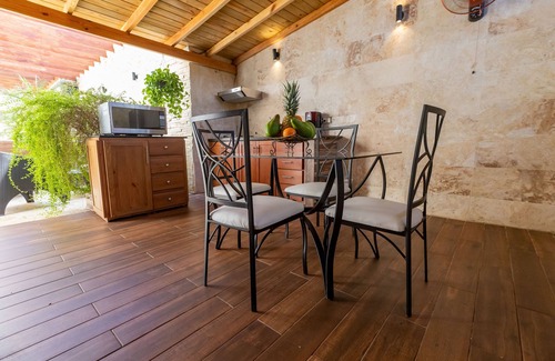 Villas Ana Maria Casa | Room-central 1bd and Bth With Common Pic