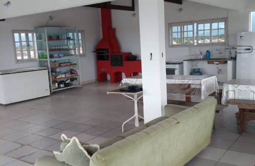 Vista Linda Casa | Habitación cerrada hasta 10 personas, terraza con barbacoa y TV,
