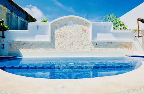 Playacar Casa | Room-deluxe Budget Balcony Room With Swi