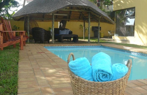 Ballito Casa | Room-ezulwini Guest House - Executive Do