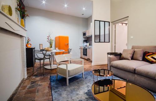 Montauban Apartamento | room five - parking, balnéothérapie, place nationale, un havre de paix