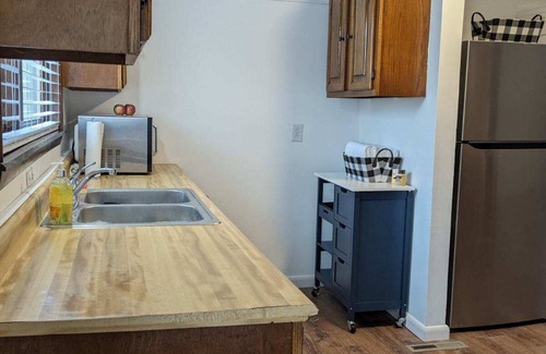 Seneca Falls Casa | Room for everyone in your group!