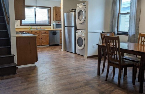 Seneca Falls Casa | Room for everyone in your group!