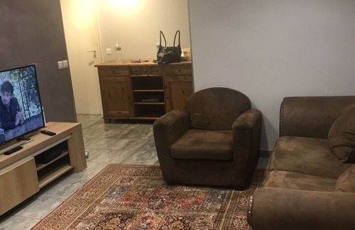 Aguado Cama Y Desayuno | Room for rent in Evry