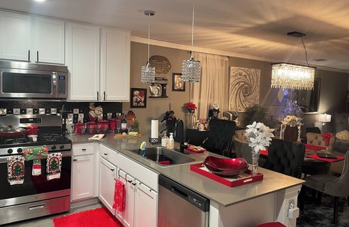 Southside Casa | Room for rent 1-bedroom in newly built home in beautiful San Antonio.