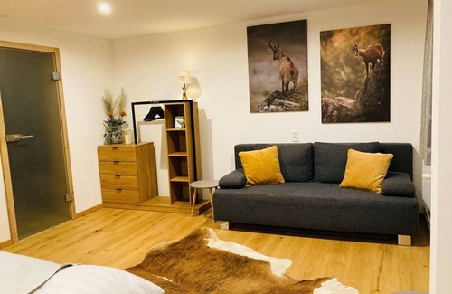 Woerth Cama Y Desayuno | Room Gämse with Sommercard - Standlgut