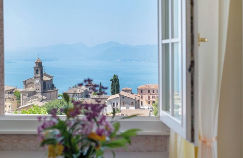Albisano Apartamento | Habitación 'Gemme Suite Bb' con vistas al lago, balcón y Wi-Fi