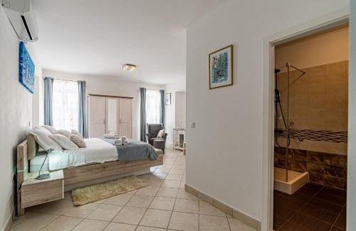 Cove Tri Zala (Zrnovo) Cama Y Desayuno | Room Ghetto
