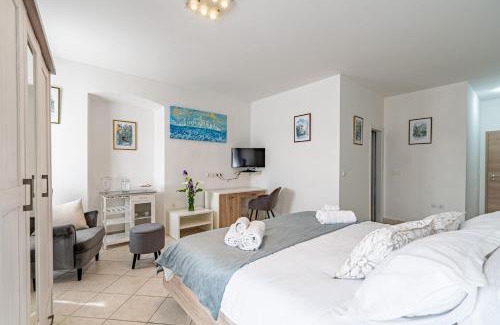 Cove Tri Zala (Zrnovo) Cama Y Desayuno | Room Ghetto