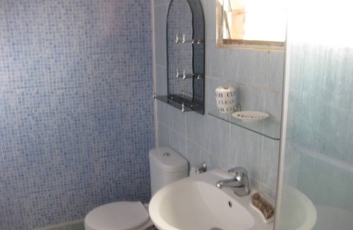 Adenta Casa | Room-ghouse - Ideal For Friends Family A