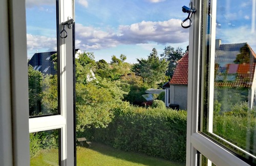 Gentofte Casa | Room in a Danish cottage with garden view, 10 min to CPH