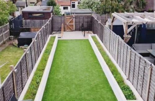 Surbiton Apartamento | Room in a house share - Kingsized room 25 min away from Central London