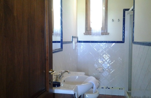 Montaione Cama Y Desayuno | Room in B&B - A Little Place in Tuscany Where to Relax