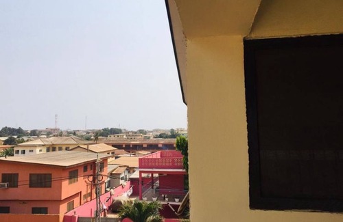 Accra Casa | Room in B&B - Double Room With Balcony in the Heart of Accra