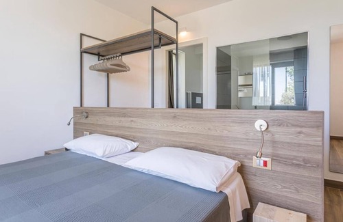 Moniga del Garda Cama Y Desayuno | Room in B&B - Insula Felix - Deluxe Triple Room With Sea View