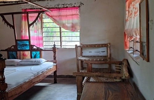 Gede Casa | Room in B&B - Mida Creek Eco Camp 1