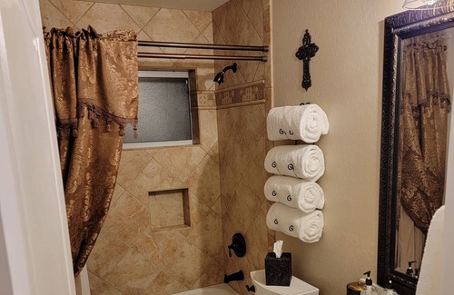 Tatum Ranch Casa | Room in beautiful home in south Cave Creek, near north Scottsdale, Mayo ... more