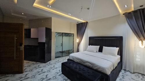 Lekki Apartamento | Room in eleko