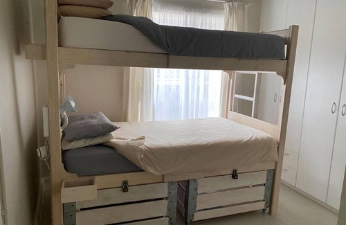 Langebaan Casa | Room in Guest Room - Cozy Crner Kitehouse
