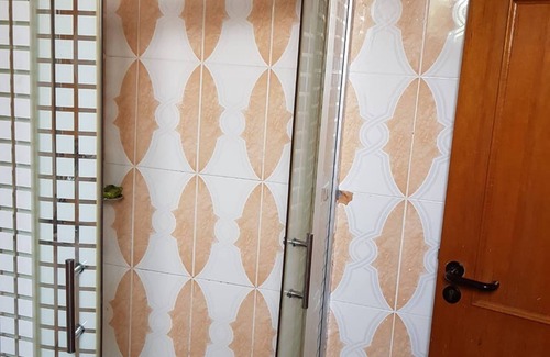 Nungua Casa | Room in Guest Room - Renajoe Exclusive Guesthouse Tema Community 9