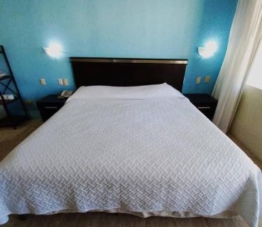 Zona Hotelera Casa | Room in Guest room - Studio 502 inside Cancun Resort