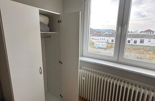 Ramstein-Miesenbach Apartamento | Room in Landstuhl (Room 10, upper floor)