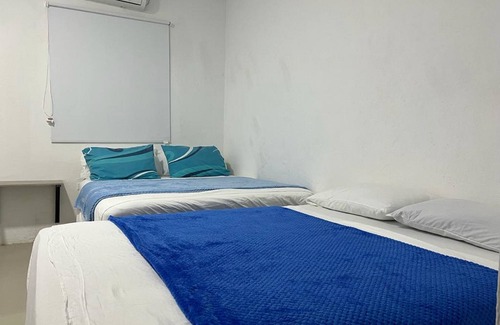 Torices Casa | "room in Lodge - Tr-a1c Hostel Room Near Castillo San Felipe With Pool and Wifi"