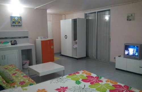 Ban Mai Casa | Room in Studio - T8 Guest House Don Mueang Challenger Triple Room