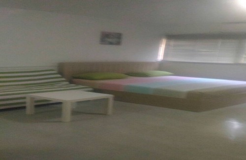 Ban Mai Casa | Room in Studio - T8 Guest House Don Mueang Challenger Triple Room