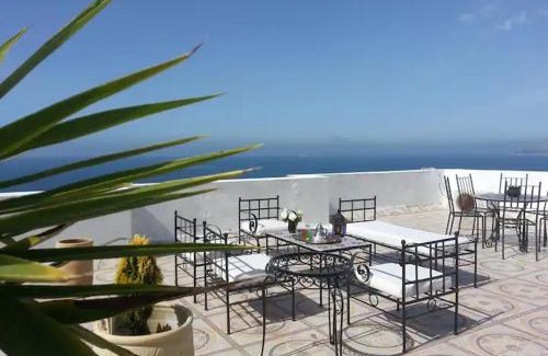 Marshan Apartamento | Room in Tangier, Morocco F