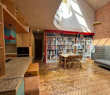 Hackney Central Casa | Room in unique school conversion