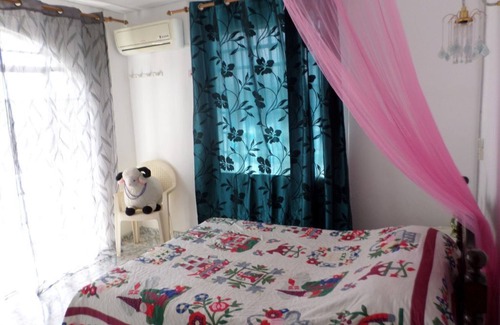 Calodyne Casa | IRIS HABITACIÓN EN LA RDC PARA AMANTES ******