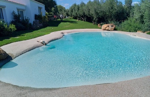 Su Canale Apartamento | Habitación 'Iris' con vistas a la montaña, Wi-Fi y aire acondicionado.