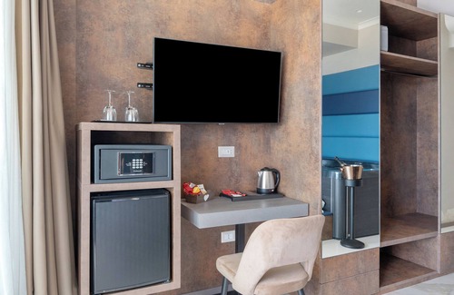 Chiaia Apartamento | Habitación 'Junior Suite Vista Mare' con balcón, Wi-Fi y aire acondicionado