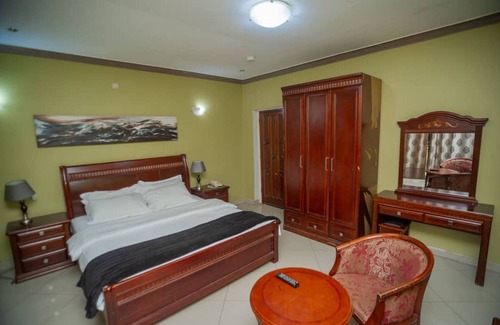Lubumbashi Casa | Room in Lodge - Large Cozy Room Including Free Breakfast