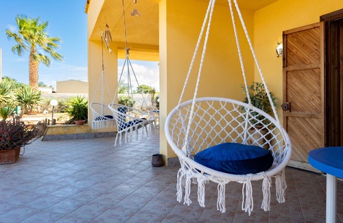 San Leonardo Casa | Room 'Maestrale' with Sea View, Wi-Fi and Air Conditioning