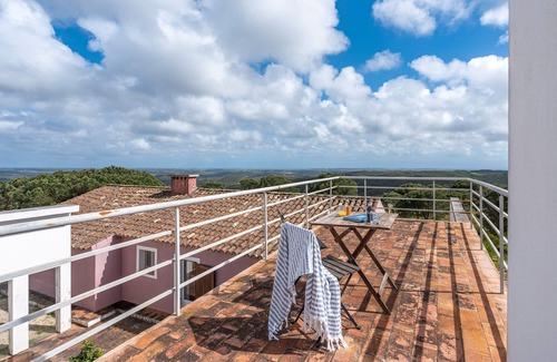 Aljezur Apartamento | Habitación 'Maio' con vistas al mar, piscina compartida y Wi-Fi