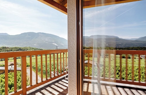 Isera Apartamento | Habitación 'Maso Fiorini 8' con vistas a la montaña, Wi-Fi y aire acondicionado
