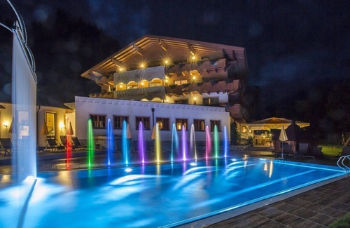 Filzmoos Apartamento | Room "Mitterspitz without balcony", 1-3 nights - Landhotel Alpenhof
