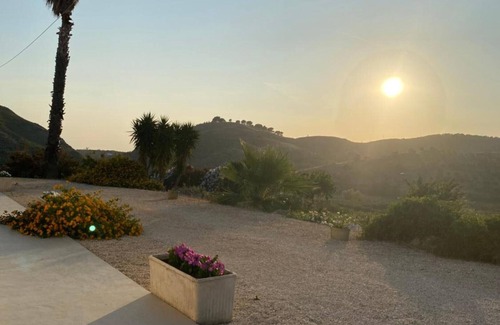 Montallegro Apartamento | Room 'Monte Suso' with sea view, shared terrace and air conditioning