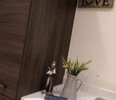 Swindon Casa | Room near M4, Great Western Hospital