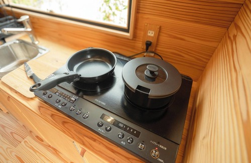 Utsunomiya Cabaña | Room only 2 night plan Wooden trailerstyle tiny house lodging bedding bed /Utsunomiya Tochigi