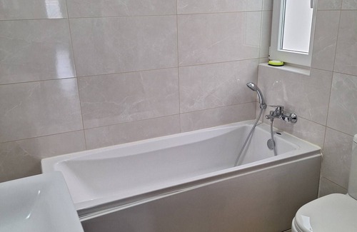 Luqa Casa | Room-private Cosy Room in a Modern Subur