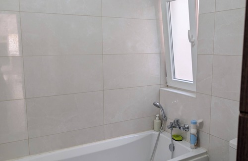 Luqa Casa | Room-private Cosy Room in a Modern Subur
