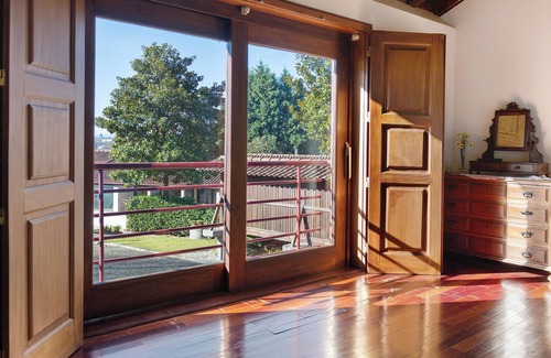 Amares Apartamento | Habitación 'Quarto 8 - Quinta Da Ataíde' con vistas a la montaña, Wi-Fi y aire acondicionado.