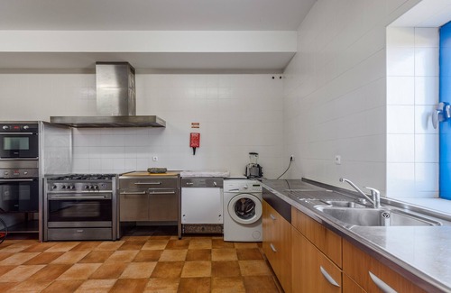Elvas Casa | Habitación 'Raposa' con piscina compartida, Wi-Fi y aire acondicionado